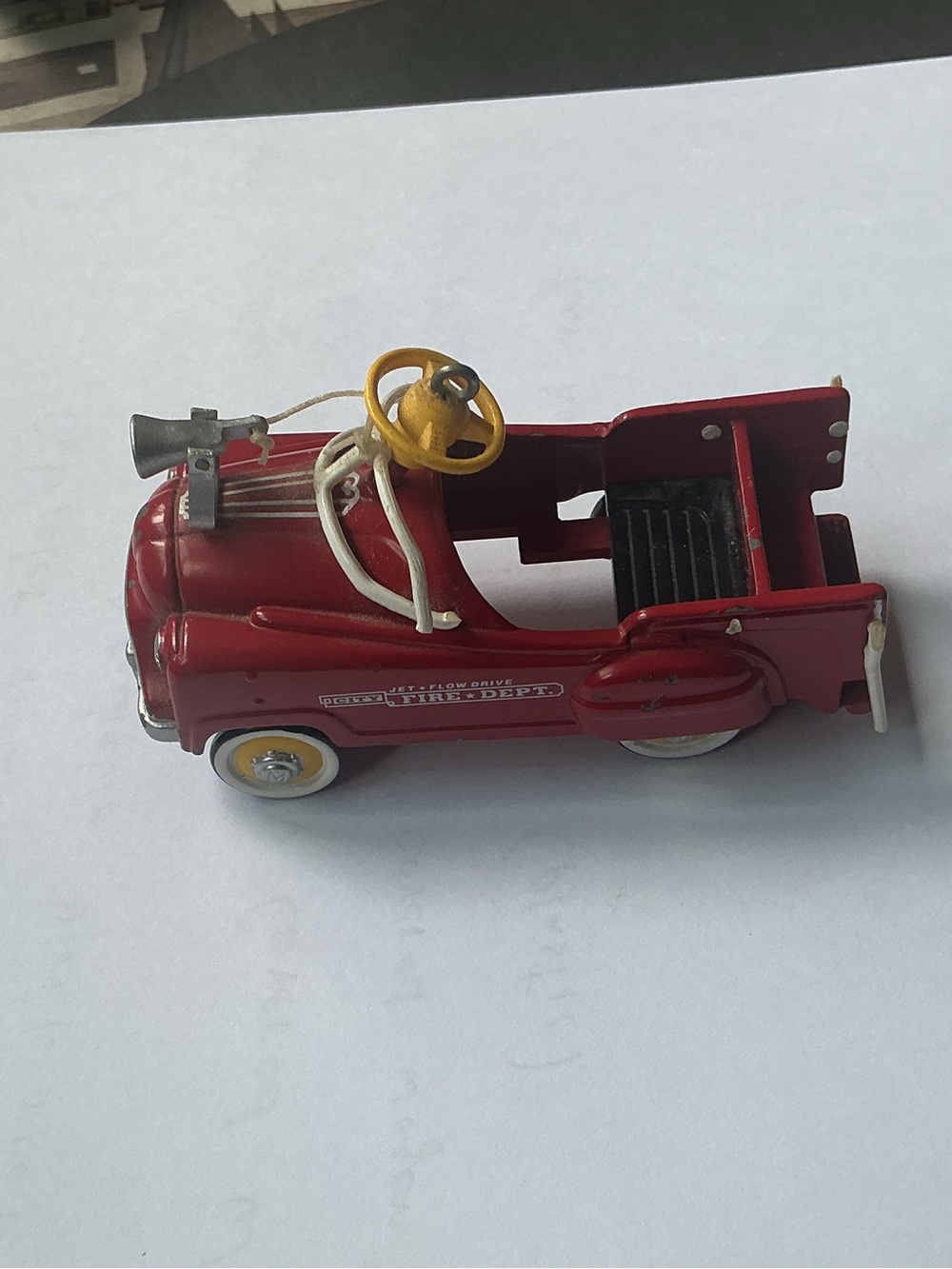 Vintage 1995 Hallmark Kidde Fire Truck Ornament